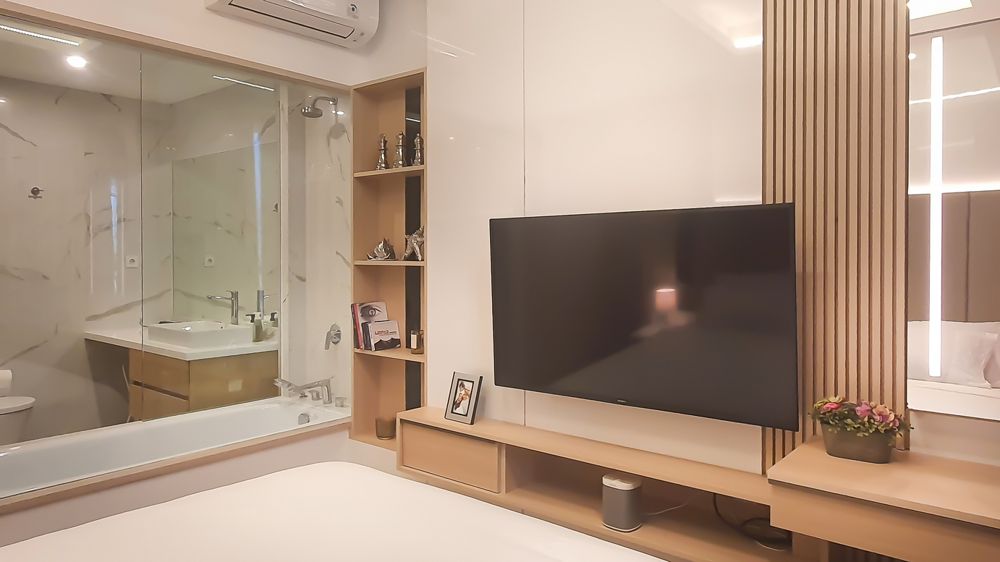 A Modern Oasis in South Quarter: A Metric Interior Design (Master Bedroom) — view 2