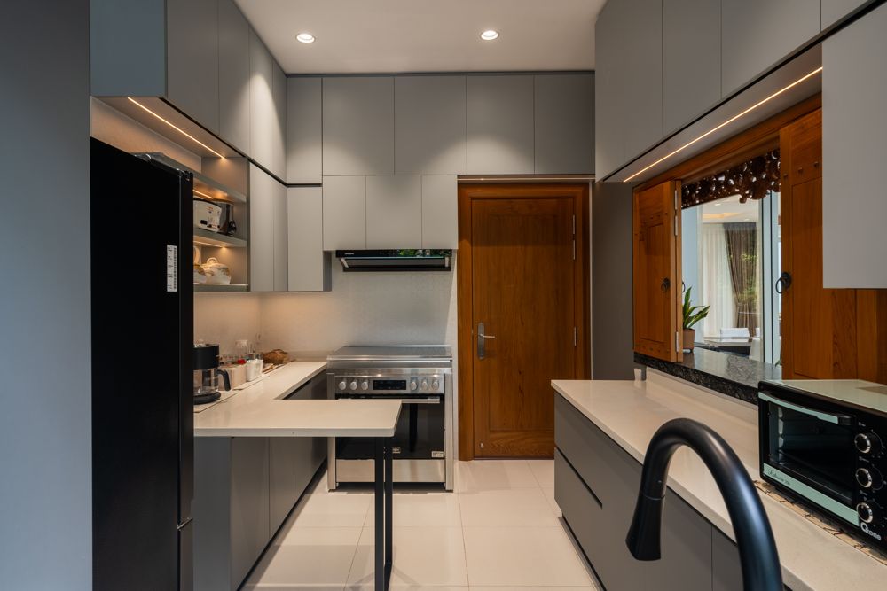 Kitchen Heliconia BSD — view 3