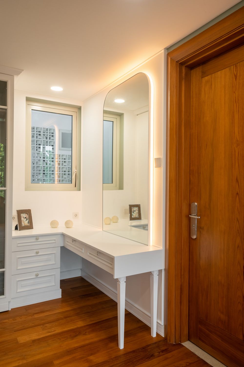 Kitchen Heliconia BSD — view 5