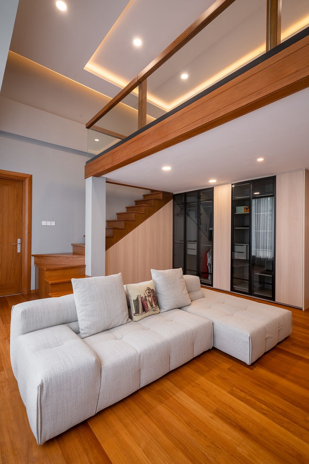Living Room Heliconia BSD — view 4