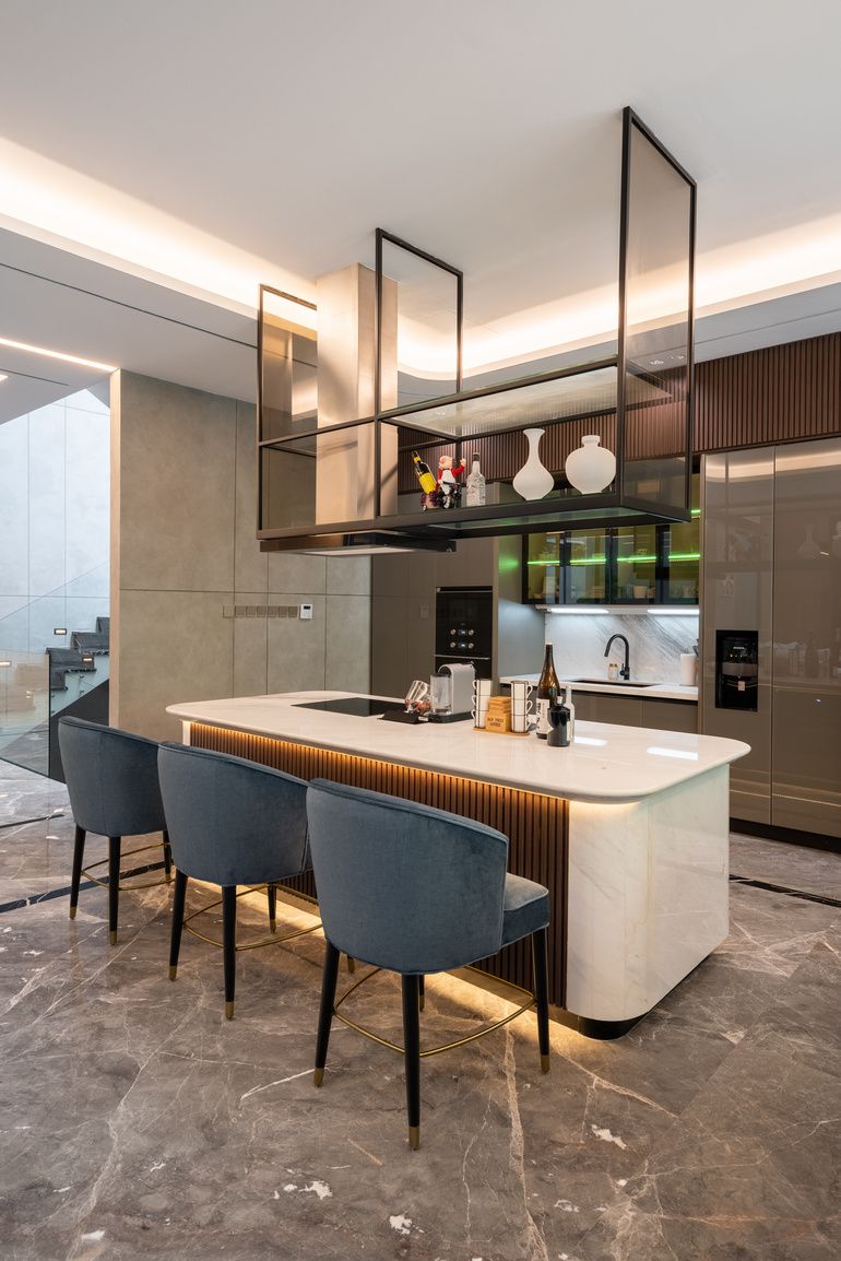 Modern Minimalist House Sunter — view 5