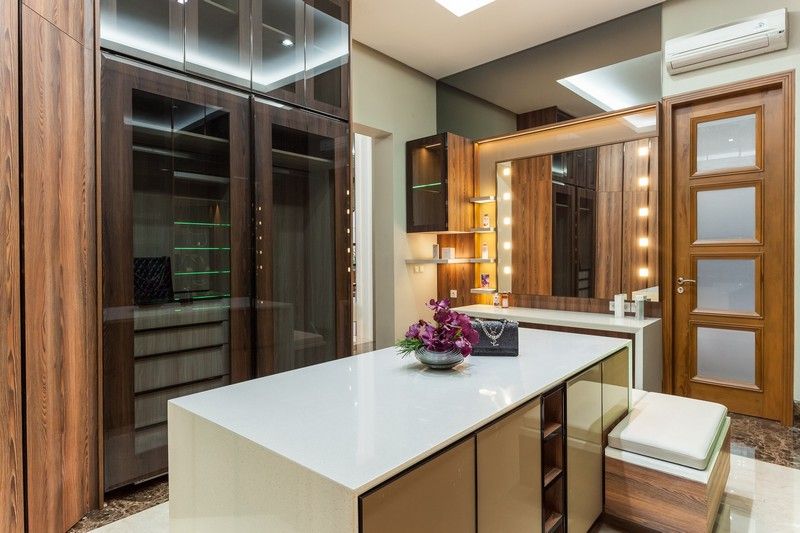Pondok Indah Wardrobe